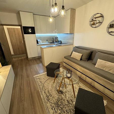 Moderny Apartman S Vyhladom Na Vysoke Tatry Poprad Exterior photo