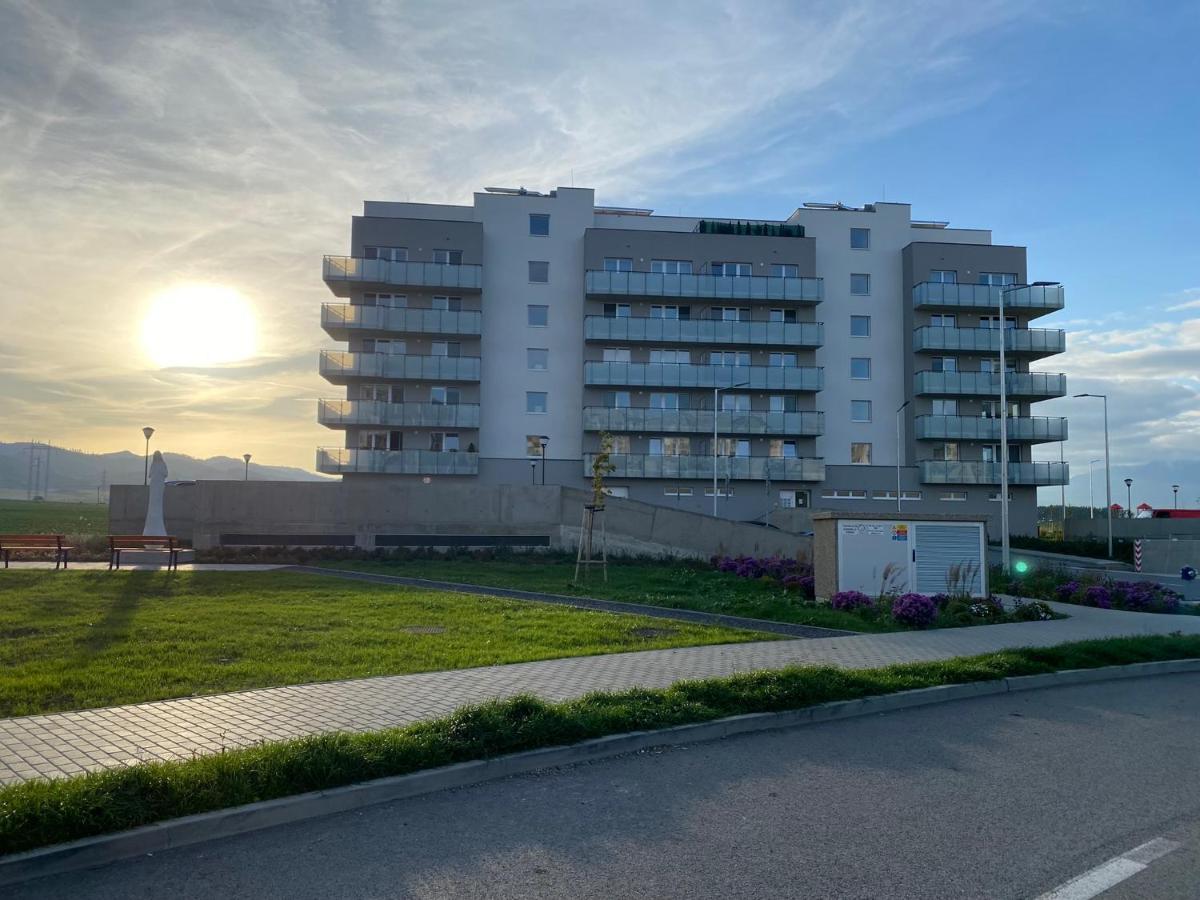 Moderny Apartman S Vyhladom Na Vysoke Tatry Poprad Exterior photo